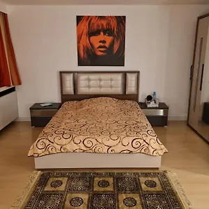Apartment Einzimmer Im Si-centrum Stuttgart-möhringen, Stuttgart